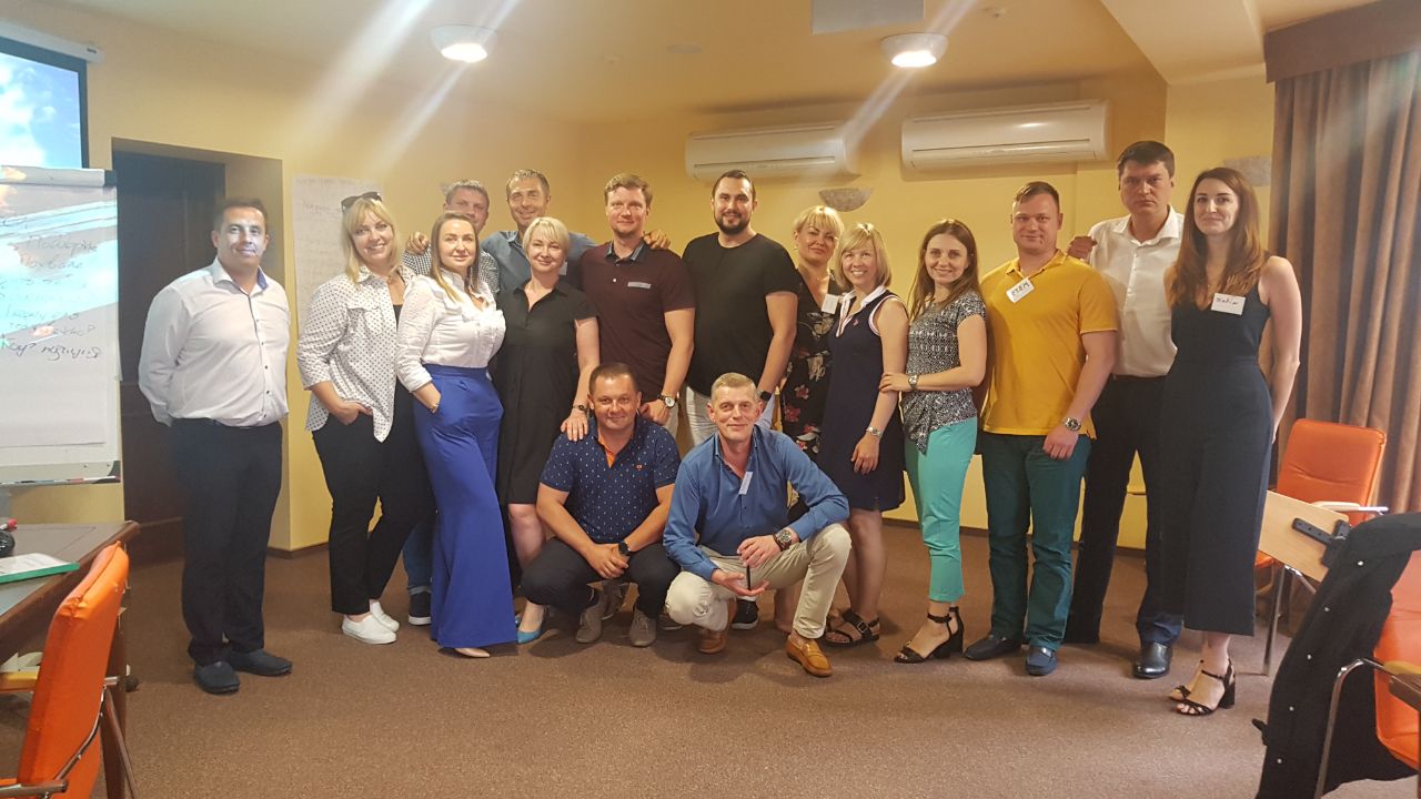 Команда в процессе обучения